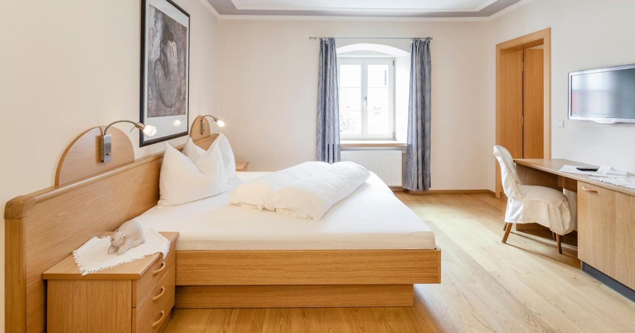 Goldene Rose Hotel Naturns Buitenkant foto